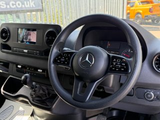 /photos/12190/45b11ab3-8065-46b5-a0e9-b3f7e71f58e2_i320x240.jpg